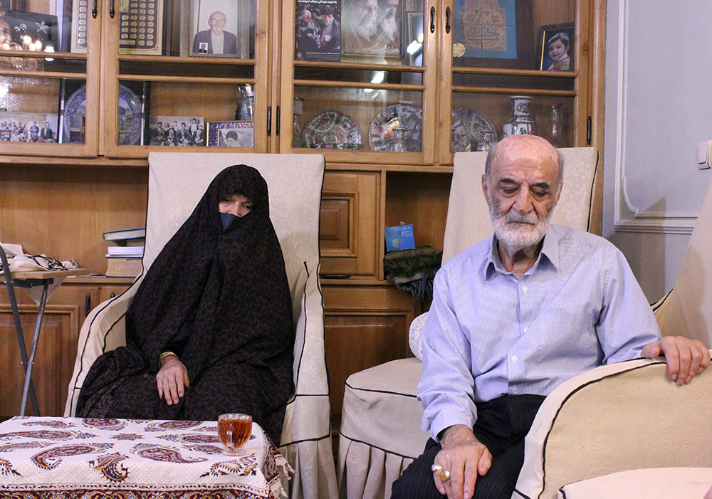 ديدار با خانواده شهيدان «محمدعلي و مهدي نادرالاصلي» به مناسبت هفته دفاع مقدس