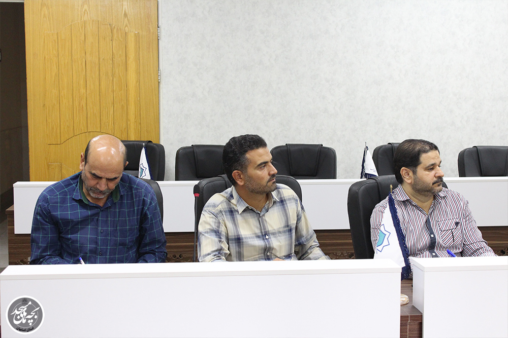 دومين نشست همانديشي مديران کانونهاي فرهنگي هنري مساجد استان