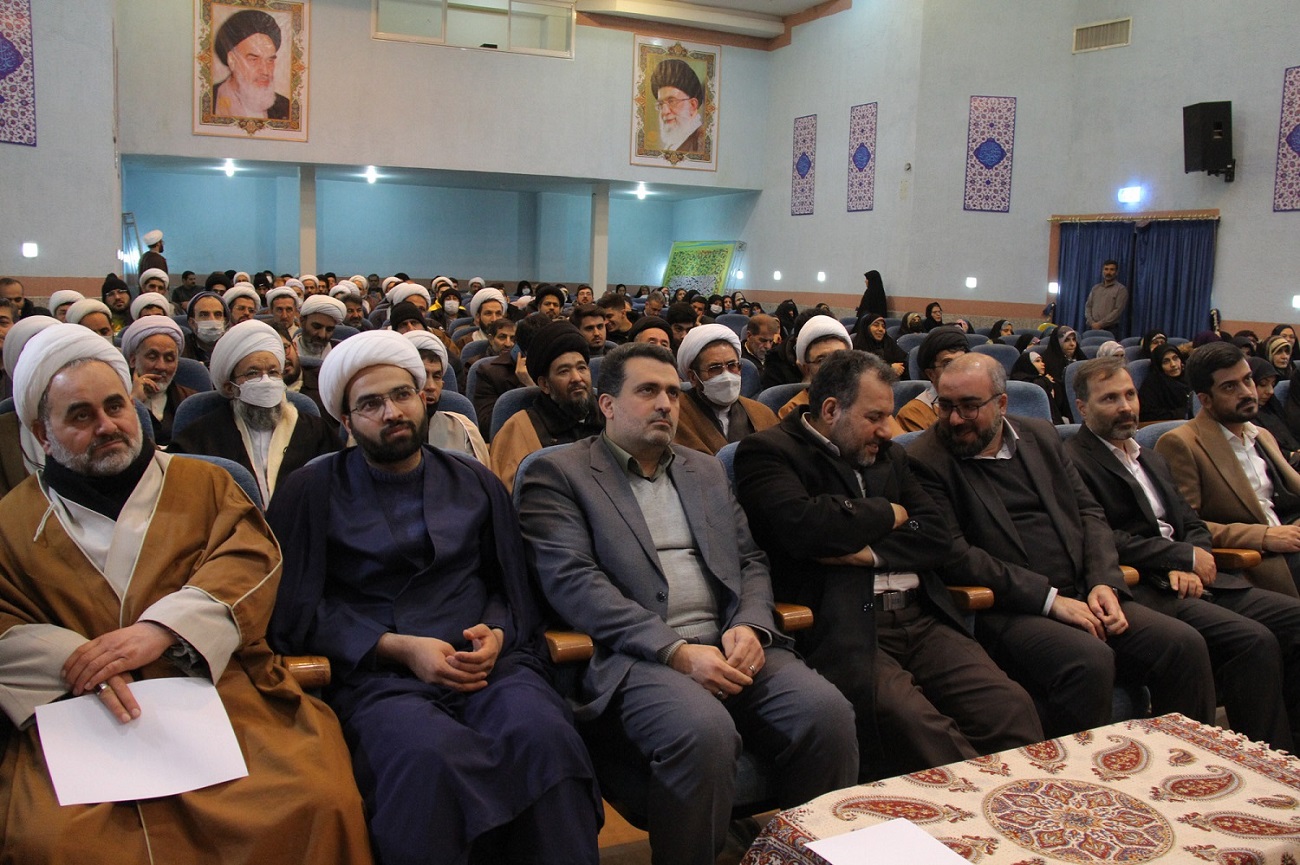 گردهمايي فعالان فرهنگي مساجد اصفهان با حضور دکتر بانکي پور