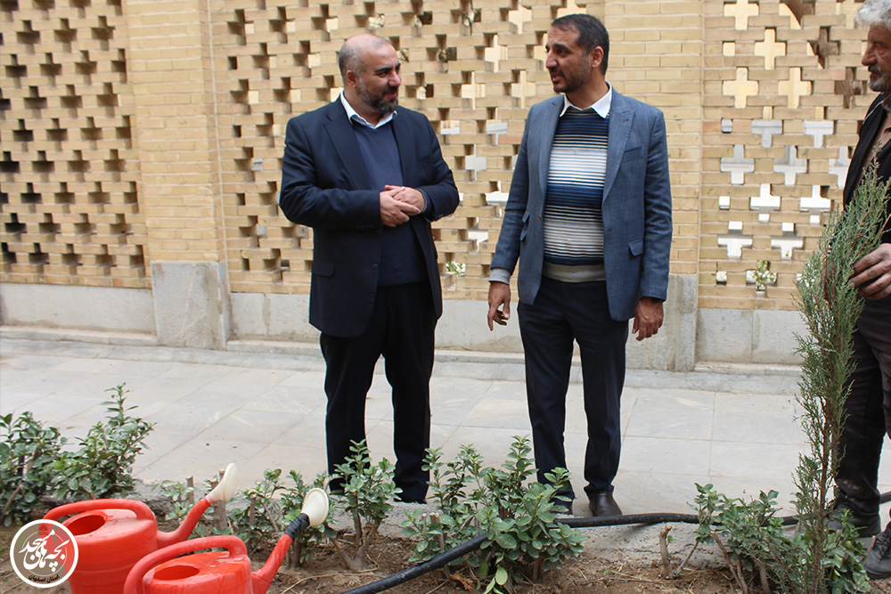 کاشت نهال به مناسبت روز درختکاري و سالروز تاسيس کانونهاي فرهنگي هنري مساجد
