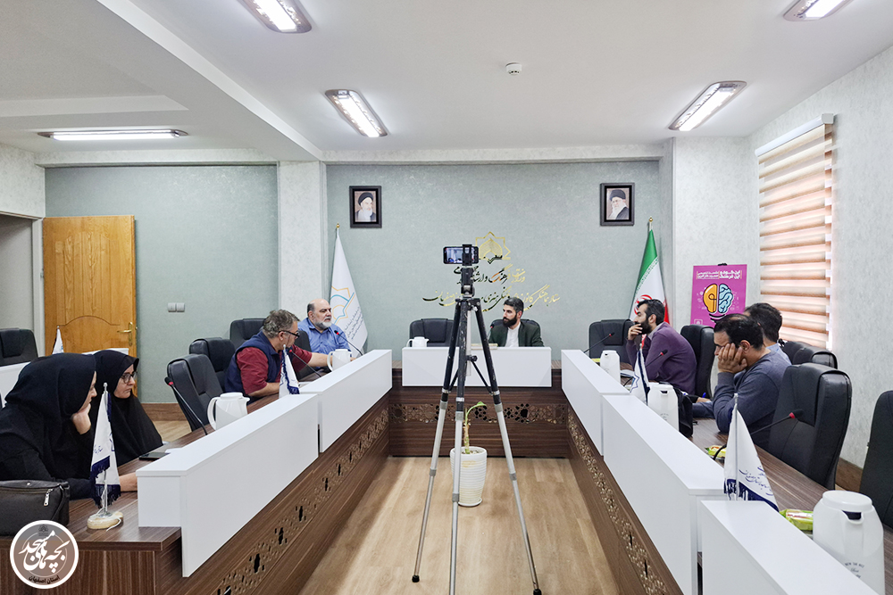 نشست چهارم «اين گوي و اين فرهنگ»