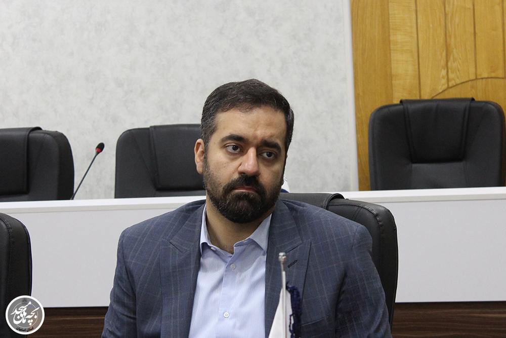 نشست صميمانه رئيس ستاد  کانونهاي مساجد کشور با کارکنان ستاد استان