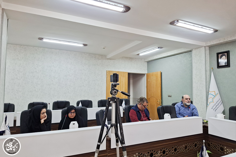 نشست چهارم «اين گوي و اين فرهنگ»