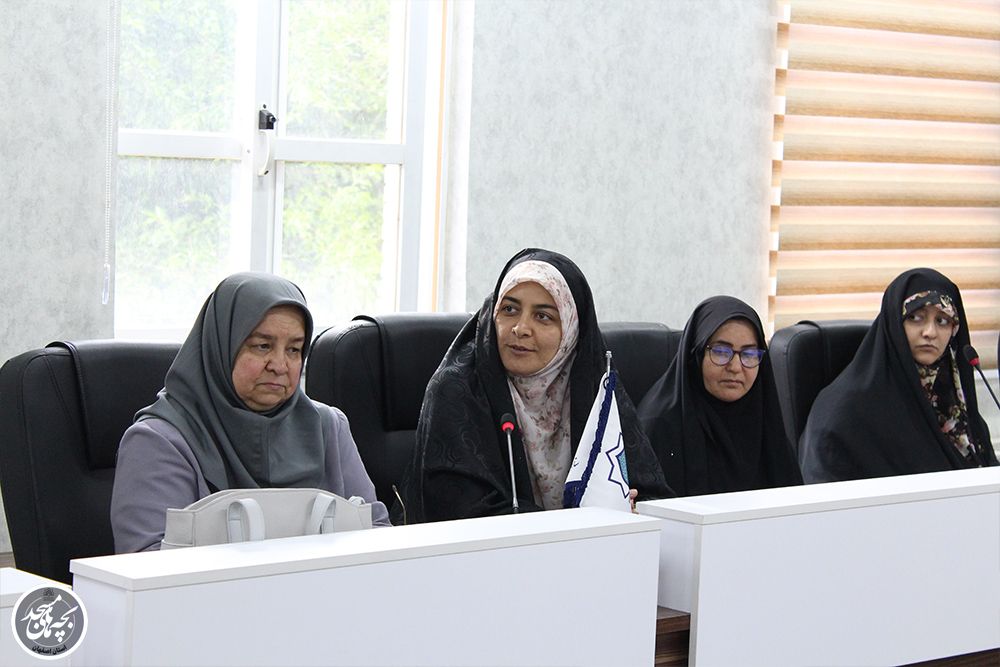 دومين نشست همانديشي مديران کانونهاي فرهنگي هنري مساجد استان